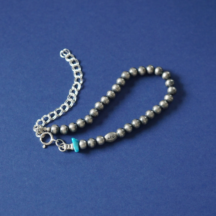 Silverブレスレット Sleeping Beauty 5mm 6.5inc. w/extender