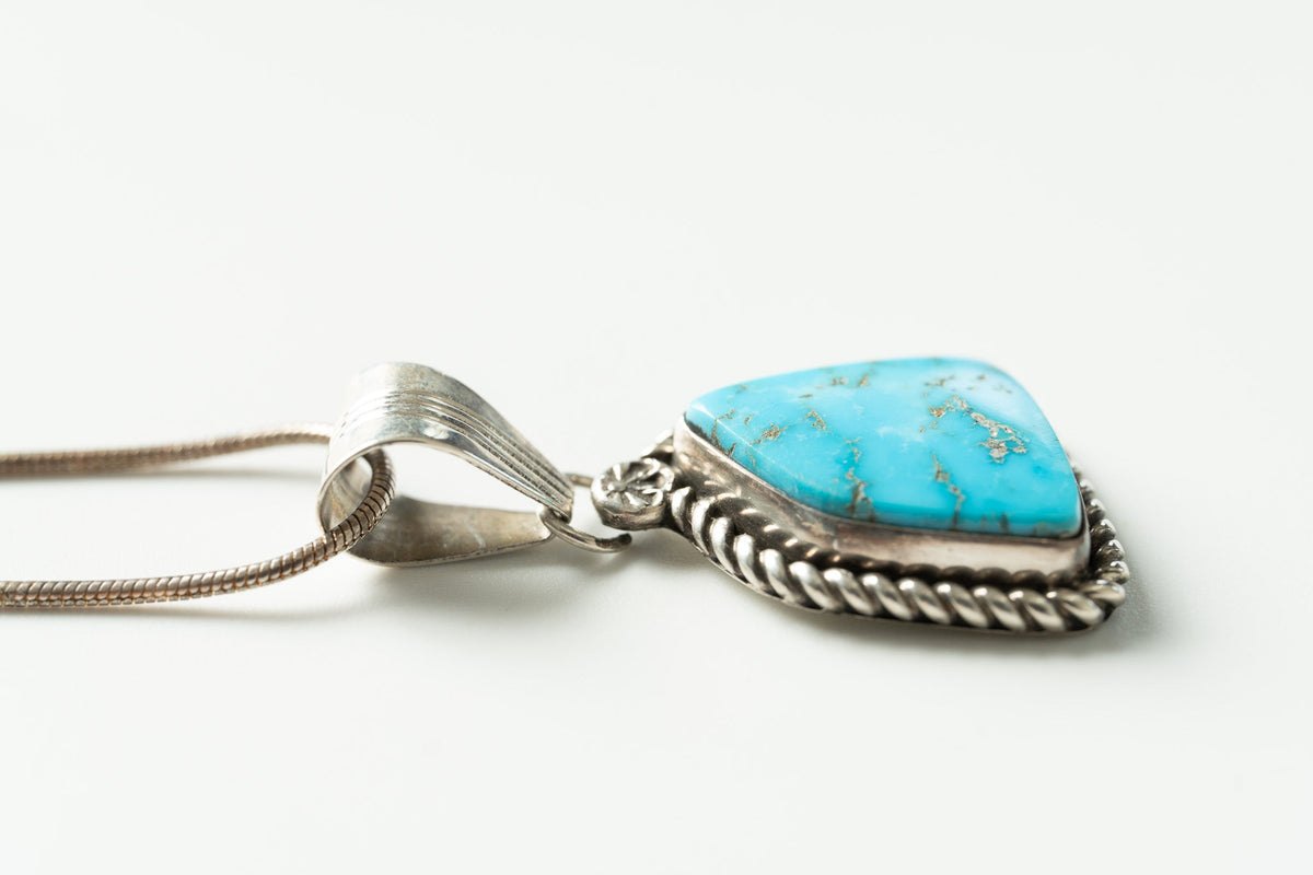 06 Pendant Blue Gem (Art Platero)