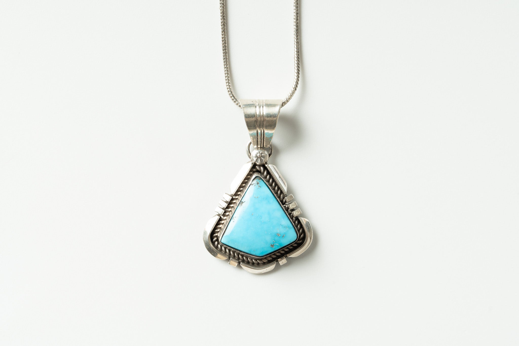 08 Pendant Kingman (Art Platero)