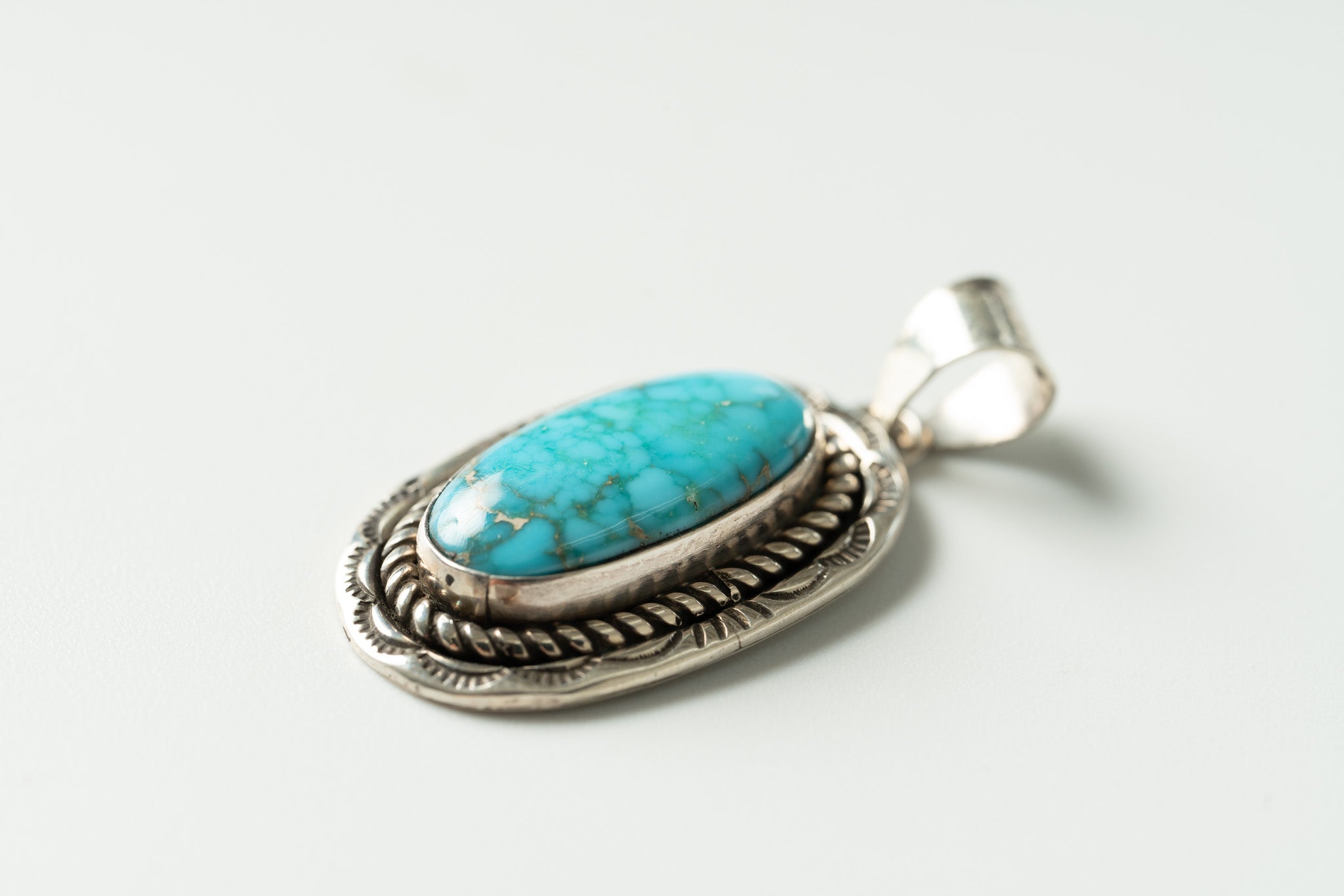 09 Pendant Lone Mountain (Art Platero)