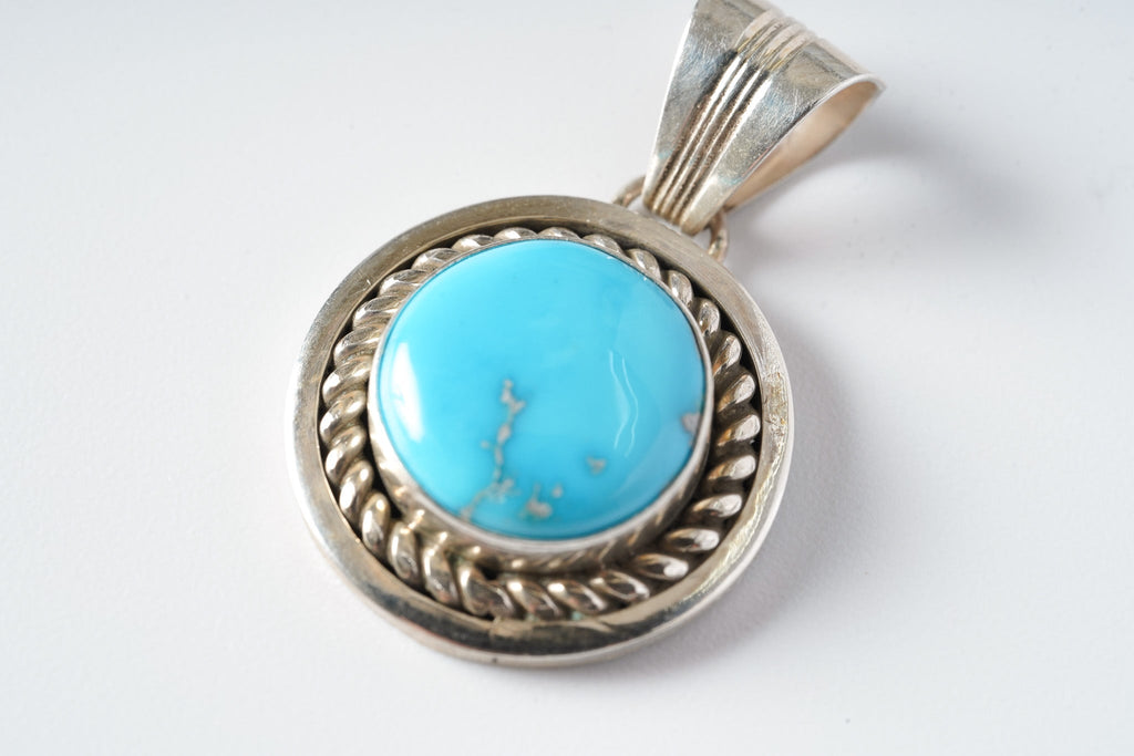 11 Pendant Sleeping Beauty (Art Platero)