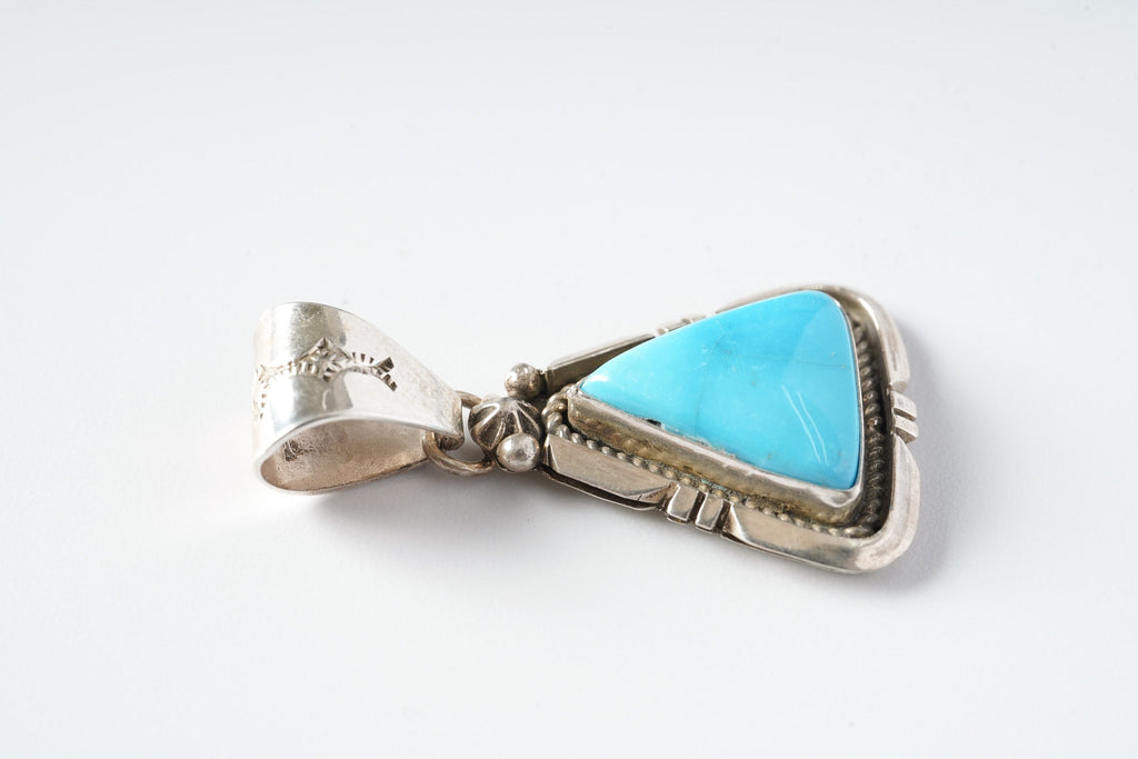 12 Pendant Sleeping Beauty (Art Platero)