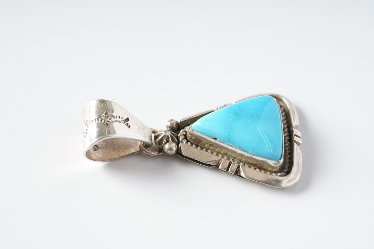 12 Pendant Sleeping Beauty (Art Platero)