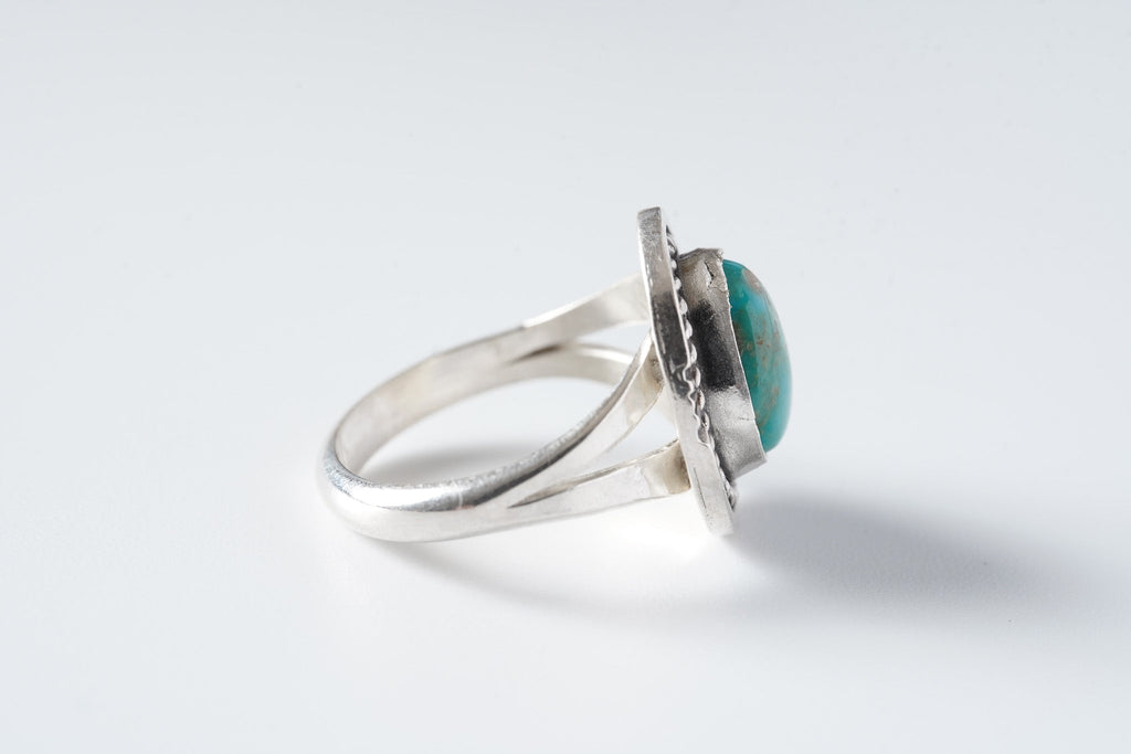 24 Rings Blue Gem (Art Platero)