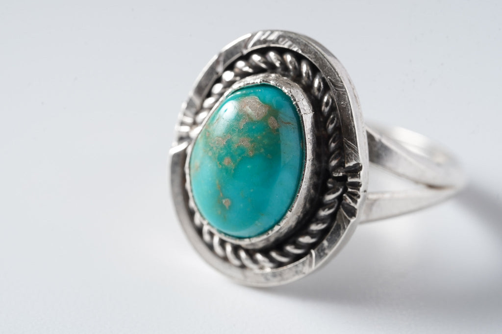 24 Rings Blue Gem (Art Platero)