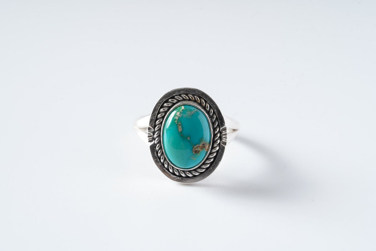 25 Rings Blue Gem (Art Platero)