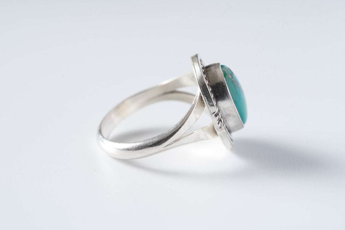 25 Rings Blue Gem (Art Platero)
