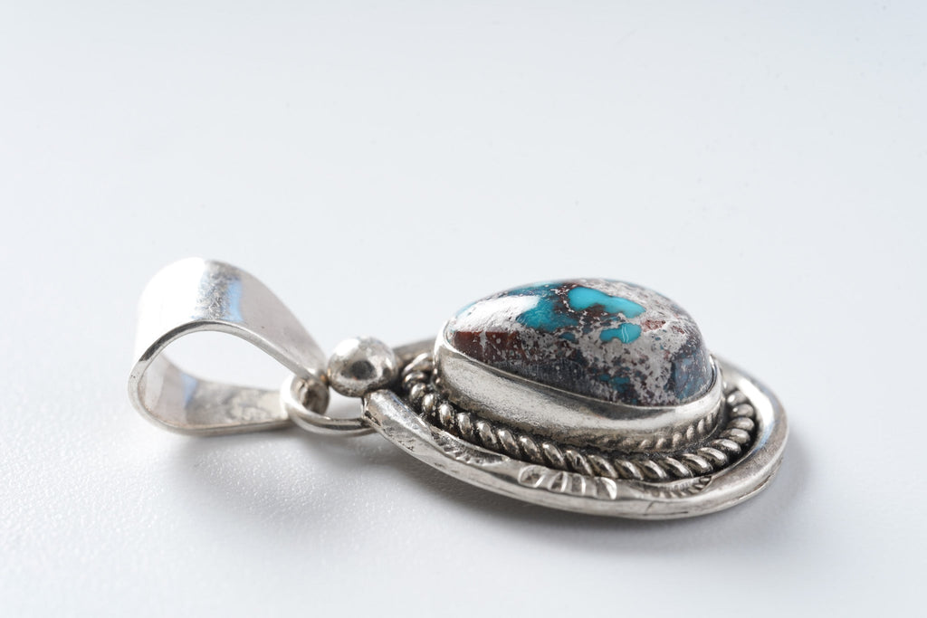 39 Pendant Bisbee (Art Platero)