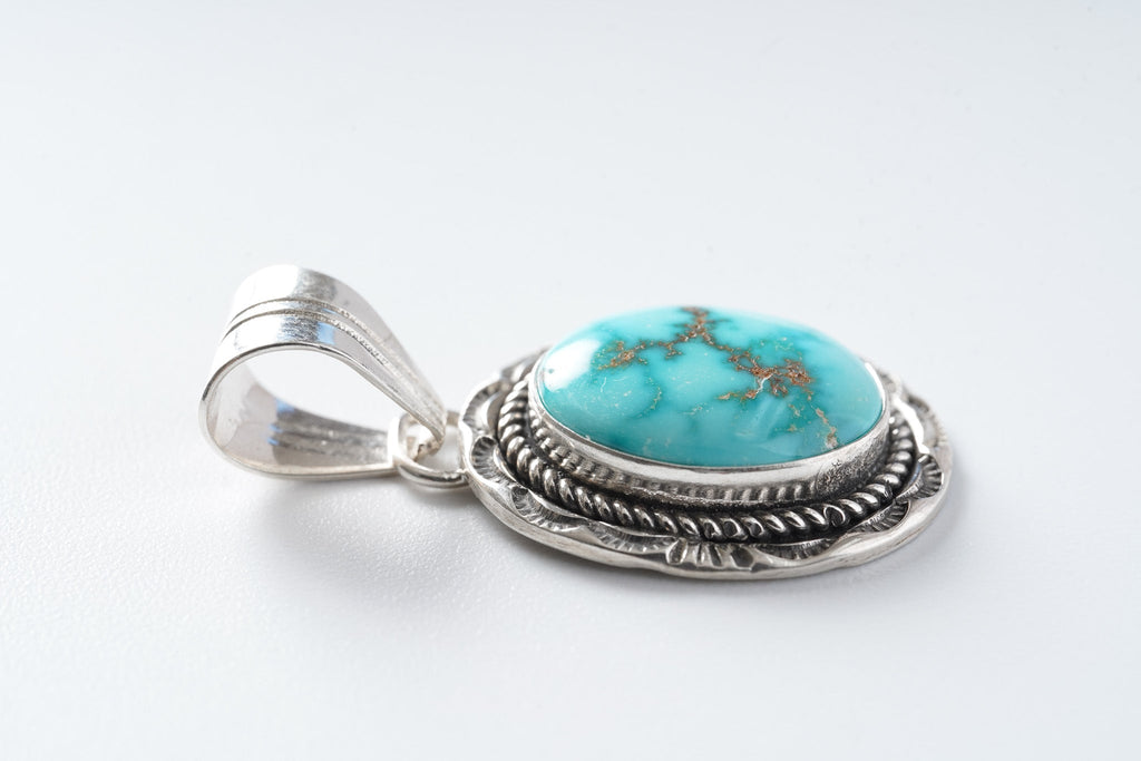 40 Pendant Turquoise Mt. (Art Platero)