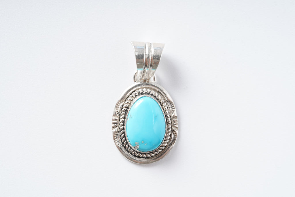 42 Pendant Sleeping Beauty (Art Platero)