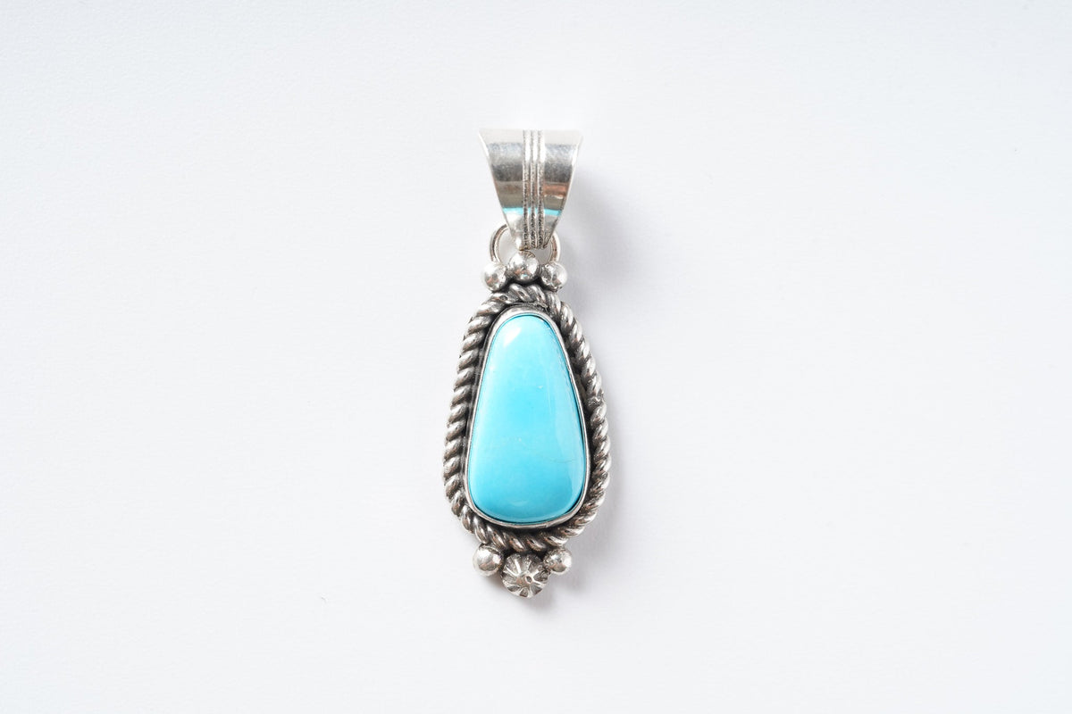 45 Pendant Sleeping Beauty (Art Platero)