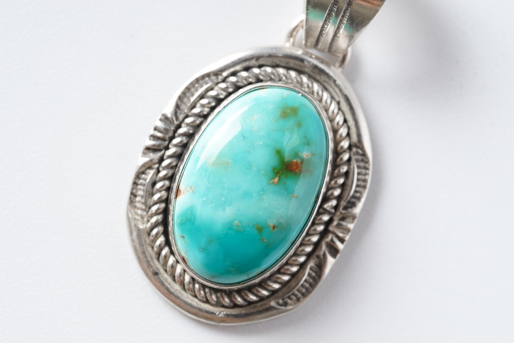 47 Pendant Blue Gem (Art Platero)