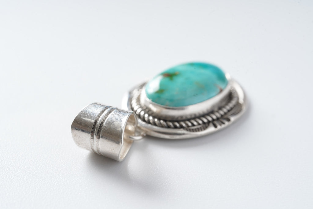 47 Pendant Blue Gem (Art Platero)
