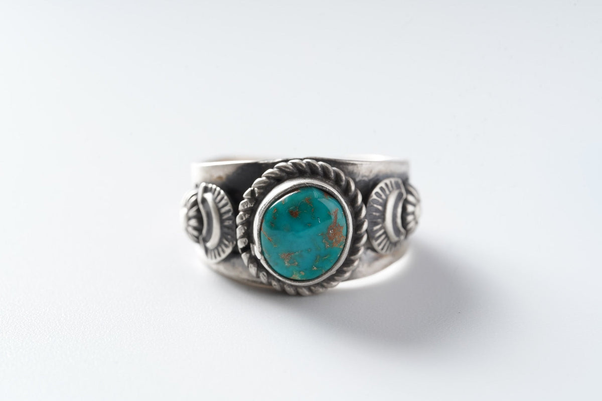 53 Rings Blue Gem (Art Platero)